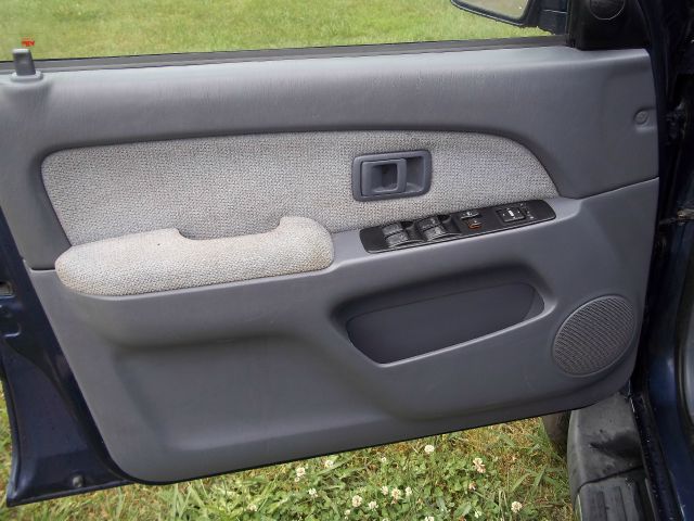 Toyota 4Runner 1999 photo 16