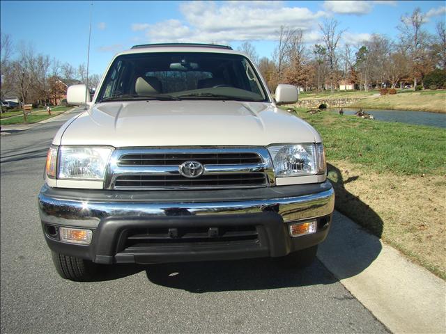 Toyota 4Runner 1999 photo 1
