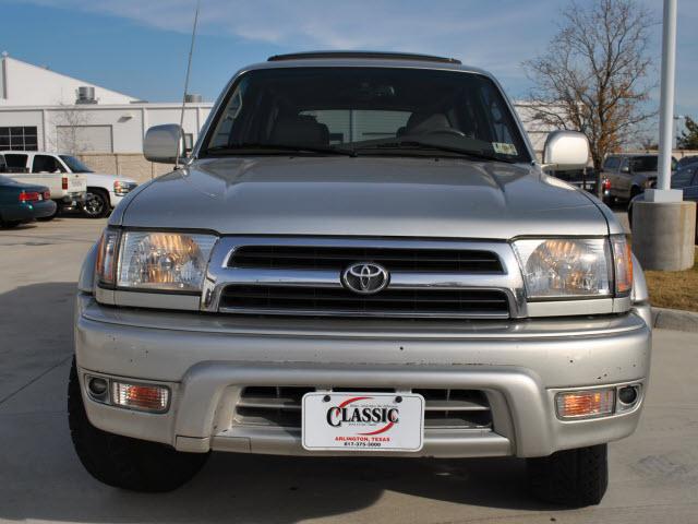 Toyota 4Runner 2000 photo 1