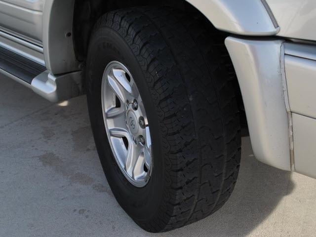 Toyota 4Runner 2000 photo 2