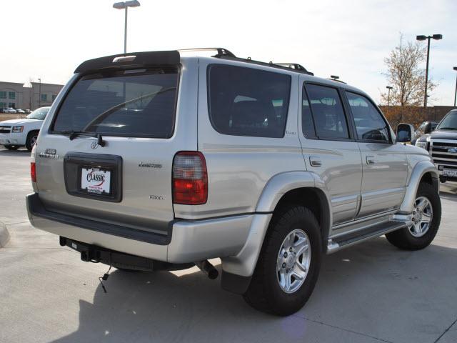 Toyota 4Runner 2000 photo 3