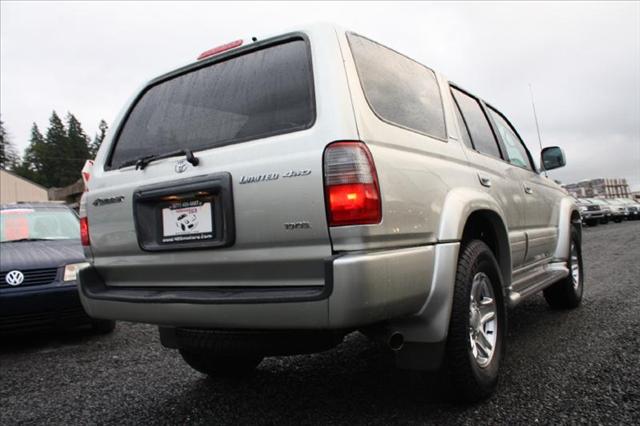 Toyota 4Runner 2000 photo 1