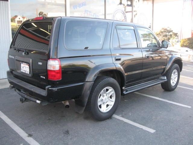 Toyota 4Runner 2000 photo 3