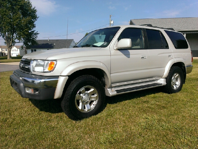 Toyota 4Runner 2000 photo 1