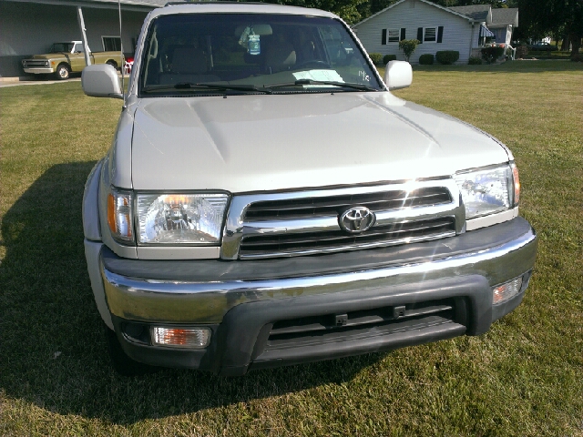 Toyota 4Runner 2000 photo 4