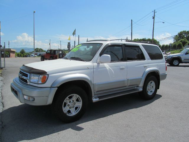 Toyota 4Runner 2000 photo 3