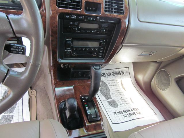 Toyota 4Runner 2000 photo 4