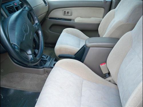 Toyota 4Runner 2000 photo 3