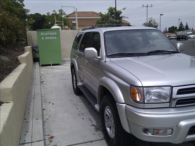 Toyota 4Runner 2000 photo 3