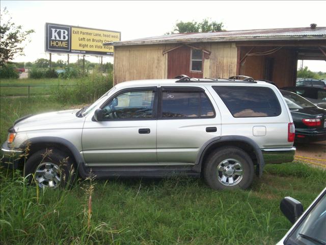 Toyota 4Runner 2000 photo 1