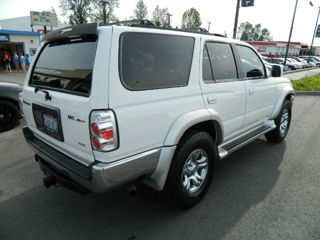 Toyota 4Runner 2000 photo 1