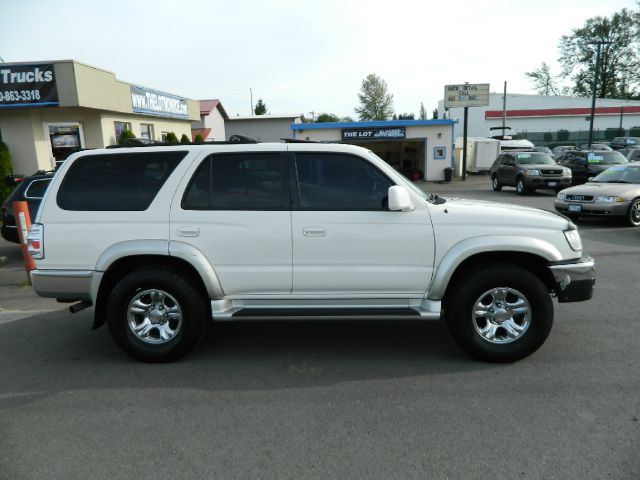Toyota 4Runner 2000 photo 4