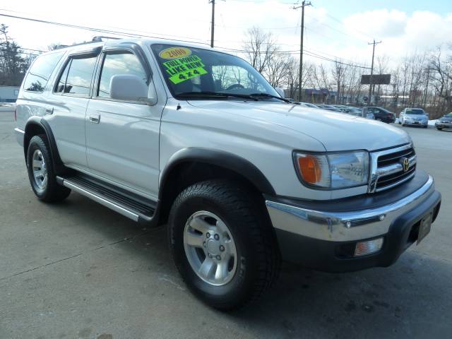 Toyota 4Runner 2000 photo 1