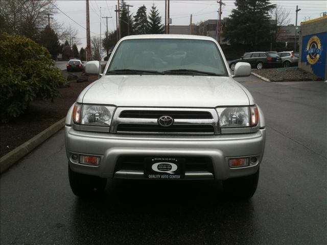 Toyota 4Runner 2000 photo 2