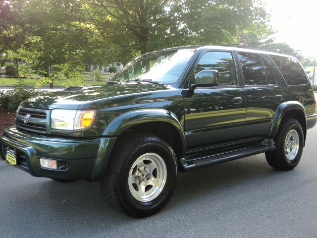 Toyota 4Runner 2000 photo 3