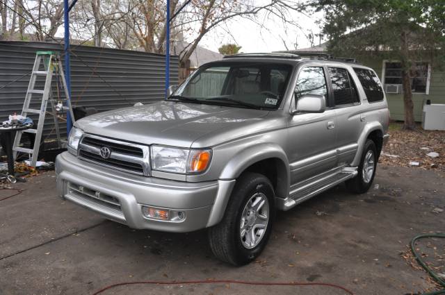 Toyota 4Runner 2000 photo 2