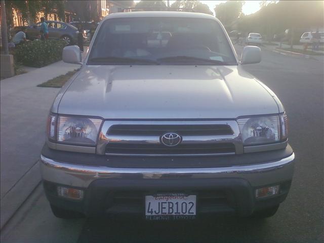 Toyota 4Runner 2000 photo 1