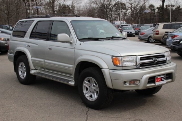 Toyota 4Runner 2000 photo 2