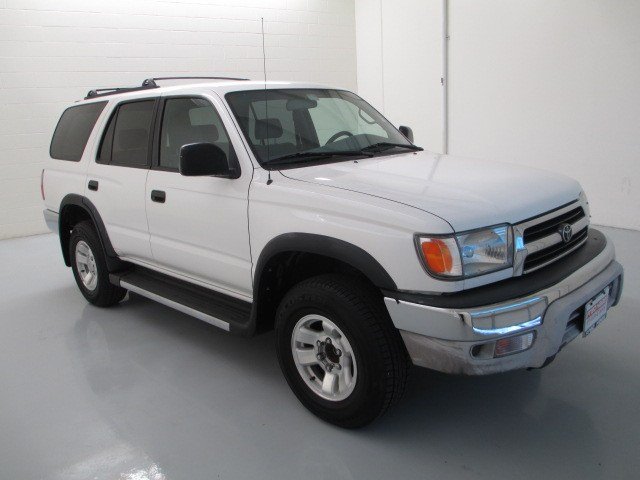 Toyota 4Runner 2000 photo 3