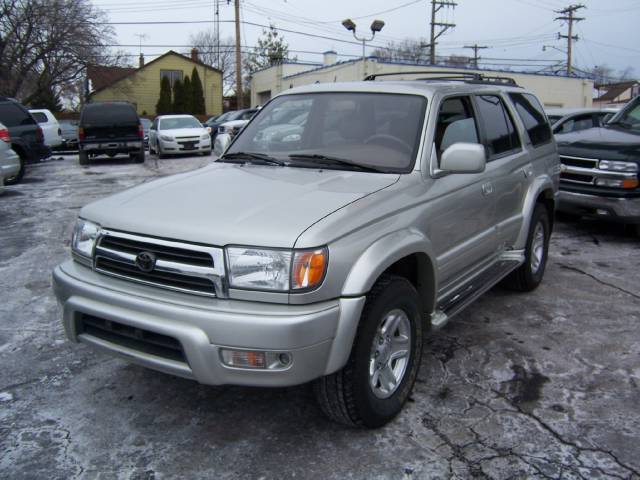 Toyota 4Runner 2000 photo 1