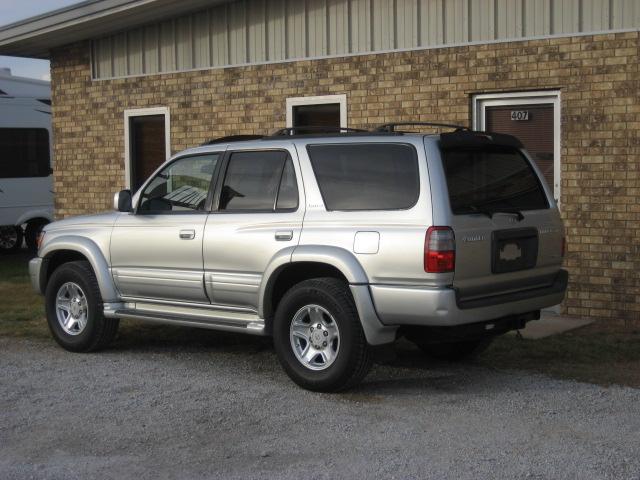 Toyota 4Runner 2000 photo 2