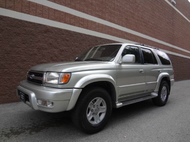 Toyota 4Runner 2000 photo 1