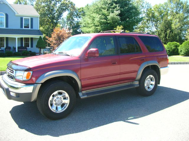 Toyota 4Runner 2000 photo 1