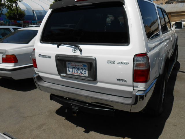 Toyota 4Runner 2000 photo 1