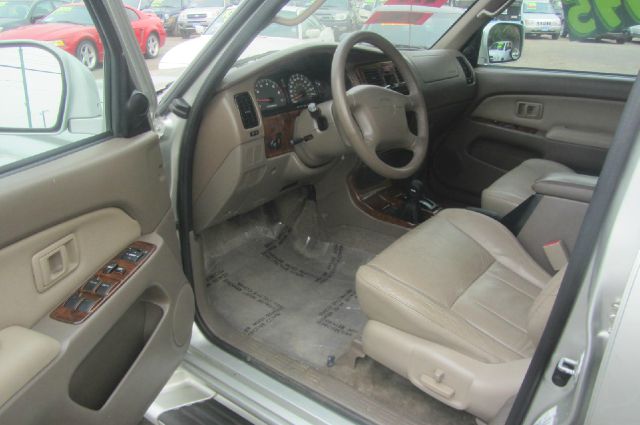 Toyota 4Runner 2000 photo 2