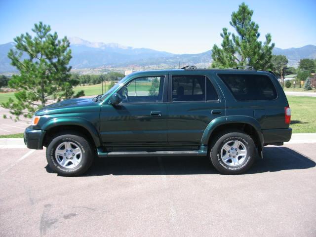 Toyota 4Runner 2000 photo 2