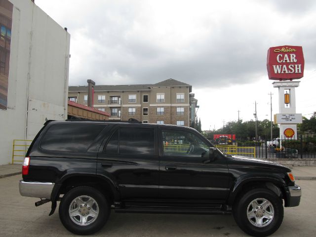 Toyota 4Runner 2001 photo 1