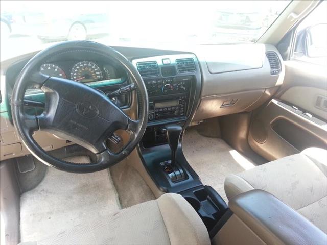 Toyota 4Runner 2002 photo 2