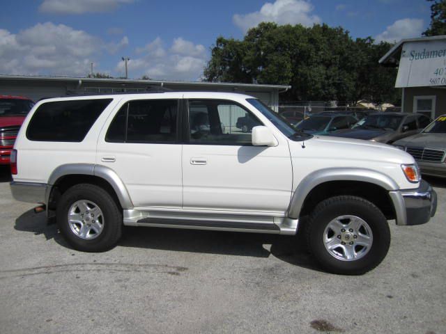 Toyota 4Runner 2002 photo 2