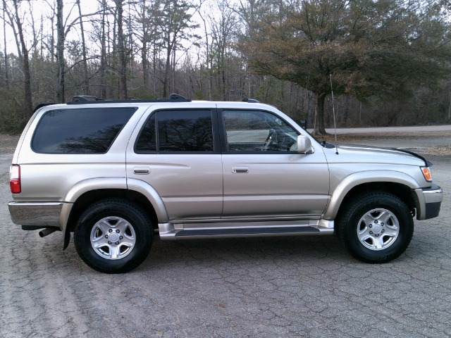 Toyota 4Runner 2002 photo 3