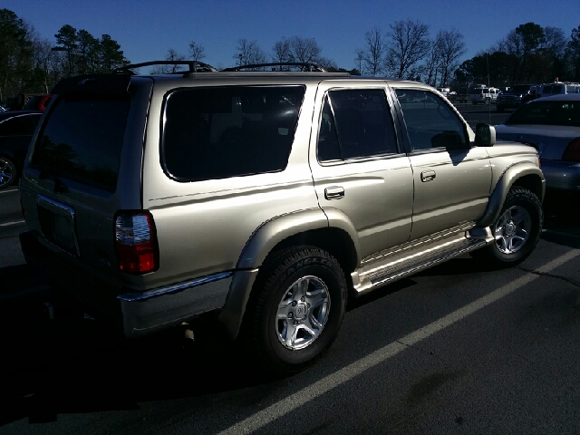 Toyota 4Runner 2002 photo 1