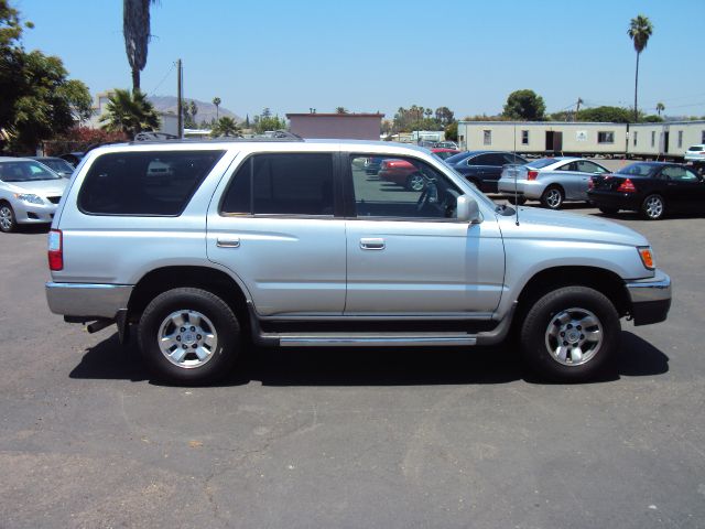 Toyota 4Runner 2002 photo 9