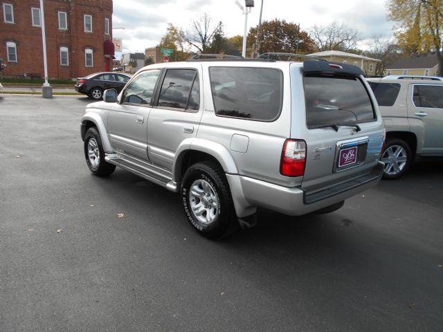 Toyota 4Runner 2002 photo 2