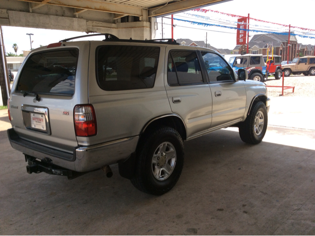 Toyota 4Runner 2002 photo 3