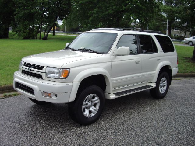 Toyota 4Runner Super SUV