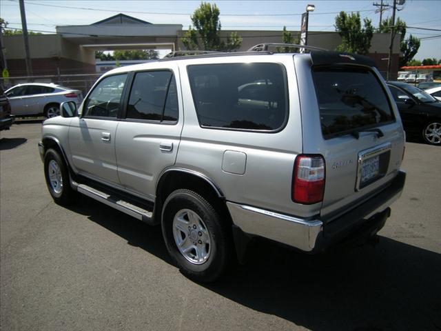 Toyota 4Runner 2002 photo 2