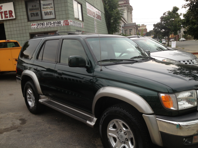 Toyota 4Runner 2002 photo 1