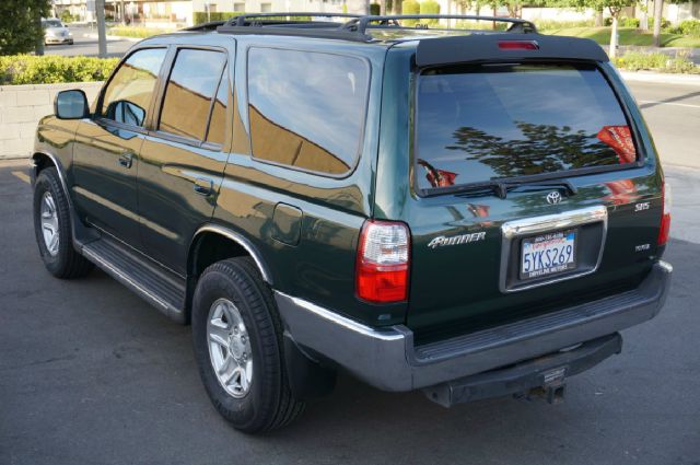 Toyota 4Runner 2002 photo 1