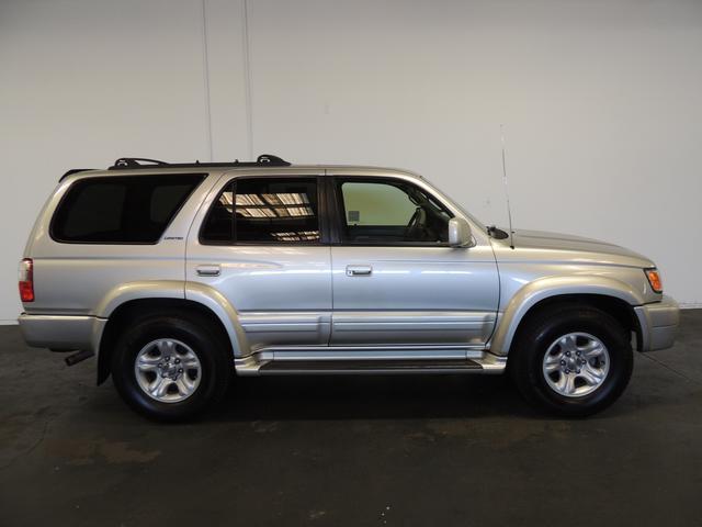 Toyota 4Runner 2002 photo 2