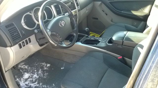 Toyota 4Runner 2003 photo 2