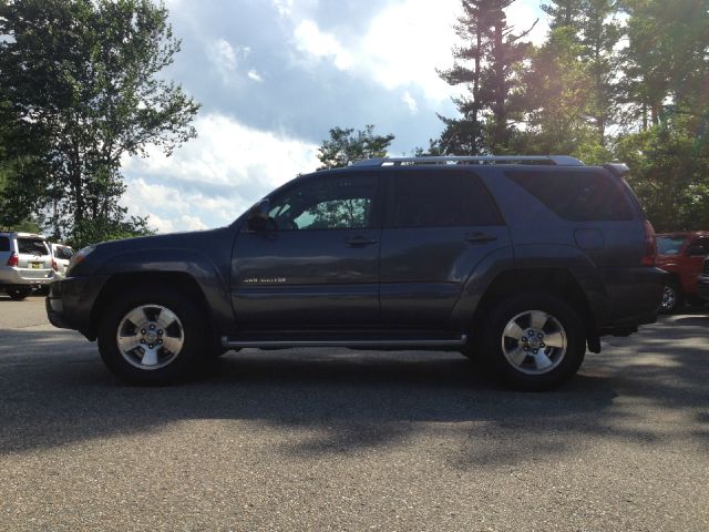 Toyota 4Runner 2004 photo 2