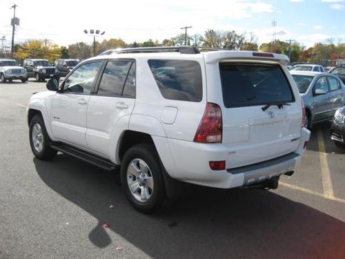 Toyota 4Runner 2004 photo 3