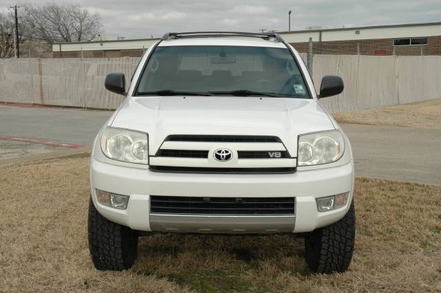 Toyota 4Runner 2004 photo 2