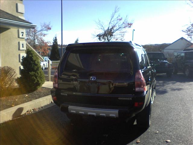 Toyota 4Runner 2004 photo 2