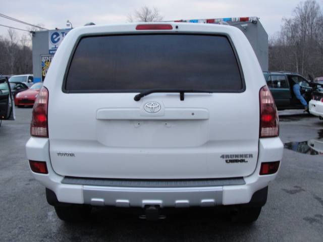 Toyota 4Runner 2004 photo 4