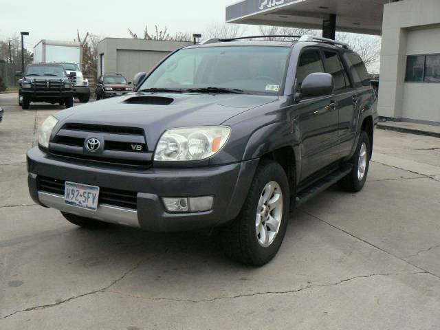 Toyota 4Runner 2004 photo 2